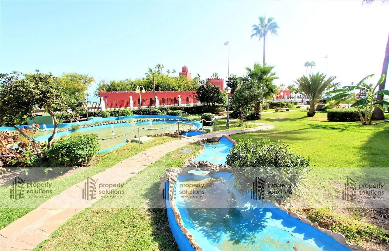 812 Benalbeach. 1ºlinea De Playa. Vistas A La Piscina Y La Montana. Benalmadena 0*,  Spain