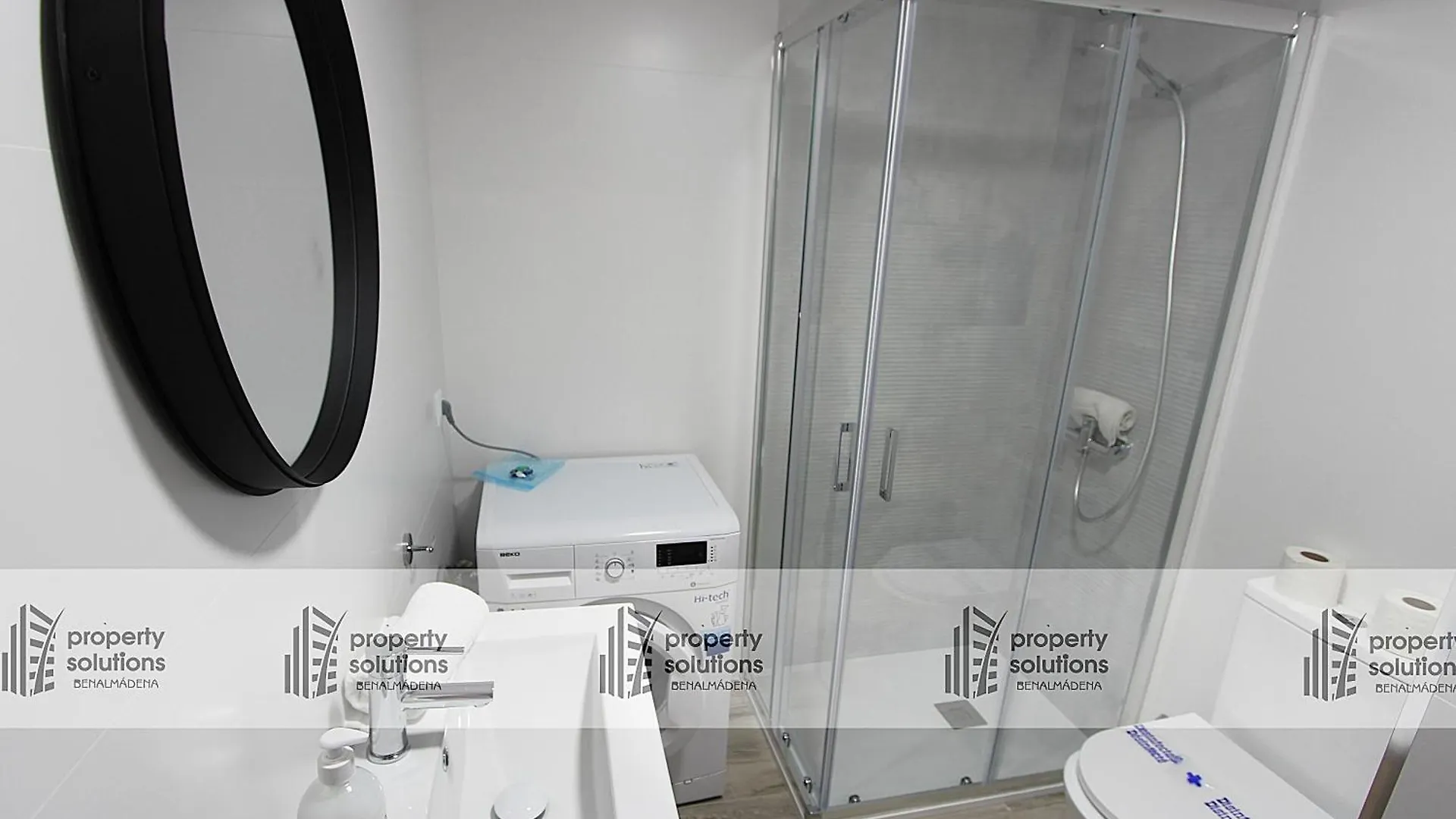 812 Benalbeach. 1ºlinea De Playa. Vistas A La Piscina Y La Montana. Benalmádena Apartamento