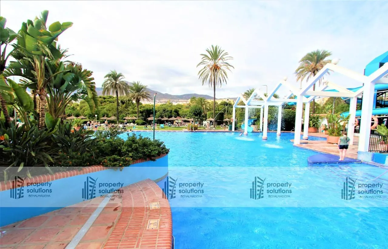 Apartamento 812 Benalbeach. 1ºlinea De Playa. Vistas A La Piscina Y La Montana. Benalmádena